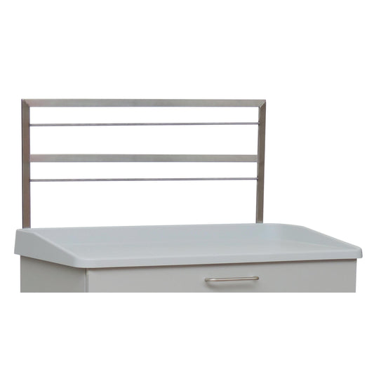 Die Novocal Euroschiene - 2-fach für Rückwand (1 Stück) ist ein weißer Schrank mit einer flachen Oberseite, einem silbernen Schubladengriff und einem Metallgestell mit drei horizontalen Stangen zur einfachen Befestigung der Rückwand - ideal für den modernen Möbelbau.