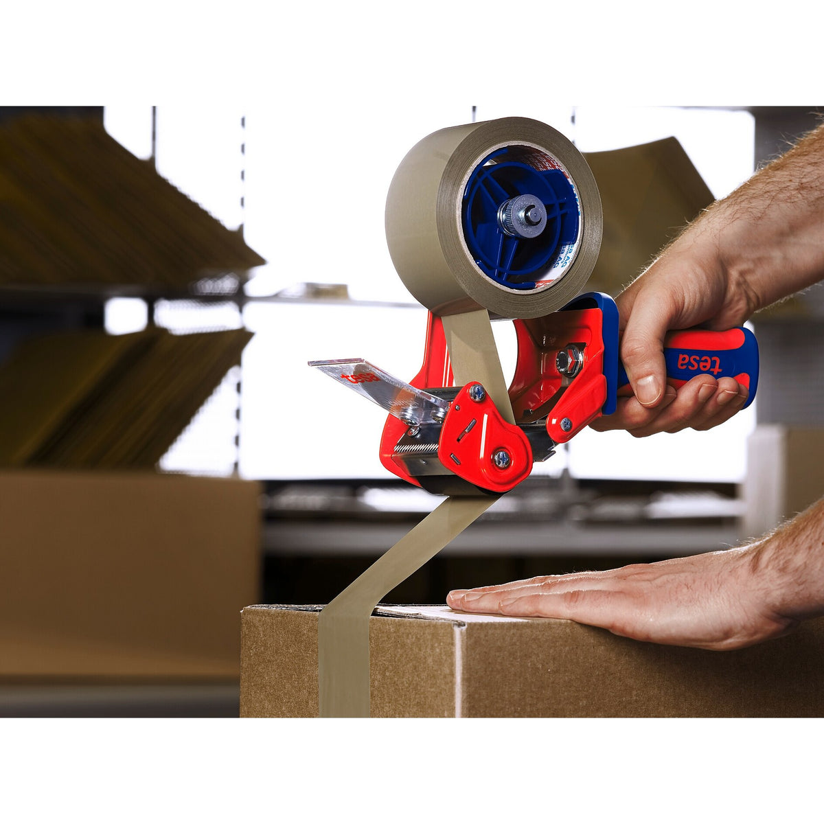 tesa Professional 4124 Packband Premium PVC – Anwendung