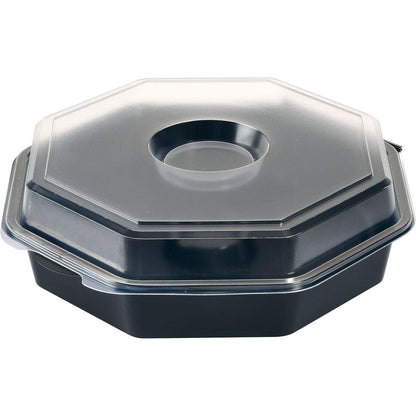 Το Octaview® με Γυαλί Μαύρο / Διαφανές PS της Duni GmbH είναι ένας μαύρος, οκταγωνικός δοχείο takeout με καθαρό καπάκι, που έχει στο κέντρο μια στρογγυλή εσοχή - ιδανικό για την κομψή παρουσίαση φαγητών.