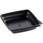 Η Duni GmbH Menübbox, τετράγωνη, Μαύρη από PP (197x197x44 mm), συσκευασία με 450 κομμάτια, με στρογγυλεμένες γωνίες και ελαφρώς ανυψωμένο χείλος, απεικονίζεται ως μαύρο πλαστικό δοχείο τροφίμων λοξά σε λευκό φόντο.