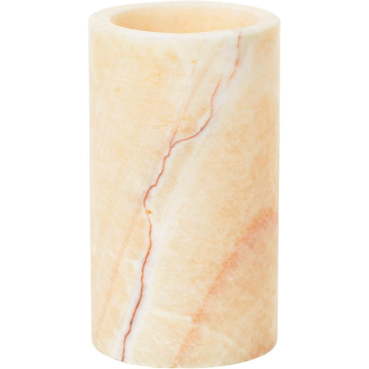 Η θήκη κεριών Duni GmbH από Mineral Onyx (125x70 mm) εντυπωσιάζει με τον κομψό σχεδιασμό της σε ανοιχτό μπεζ με φυσική φλέβα και ανοιχτή κορυφή, που παρουσιάζεται σε ένα απλό λευκό φόντο. Συσκευασία: 1 τεμάχιο.