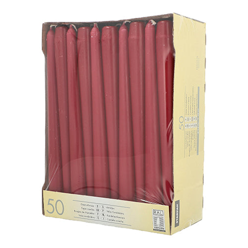 Eine beigefarbene Schachtel mit 50 Starpak Leuchterkerzen (Ø 2,2 cm, 25 cm) ist durch eine durchsichtige Kunststoffverpackung sichtbar, auf der links und rechts unten Texte und Symbole aufgedruckt sind.