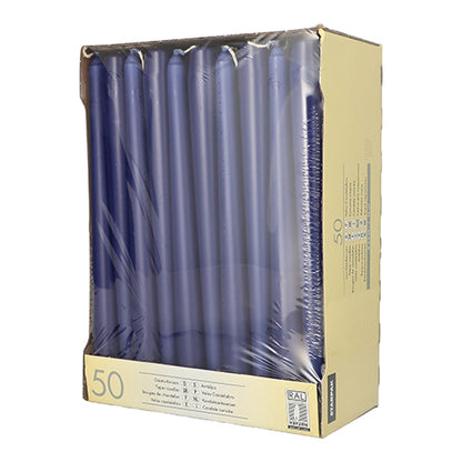 Ένα μπεζ κουτί Starpak περιέχει 50 μπλε Leuchterkerzen (Ø 2,2 cm, 25 cm), εν μέρει τυλιγμένα σε διαφανές πλαστικό, με πληροφορίες προϊόντος στο πλάι και στο μπροστινό μέρος.