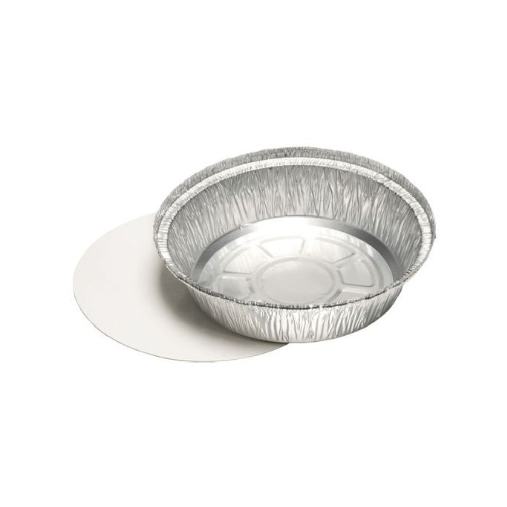 Μια φόρμα ψησίματος Starpak 25, αλουμινίου + καπάκι, επενδεδυμένη με PP με αντίστοιχο επίπεδο καπάκι από χαρτόνι βρίσκεται κοντά σε ένα απλό λευκό φόντο.