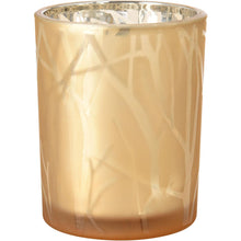 Η βάση για κεριά 100x80 mm Shimmer Sand από την Duni GmbH χαρακτηρίζεται από έναν λαμπερό σχεδιασμό και είναι ένα κομψό διακοσμητικό τραπεζιού, ιδανικό ως κομψό αξεσουάρ διακόσμησης για το χώρο σας (Συσκευασία: 1 τεμάχιο).