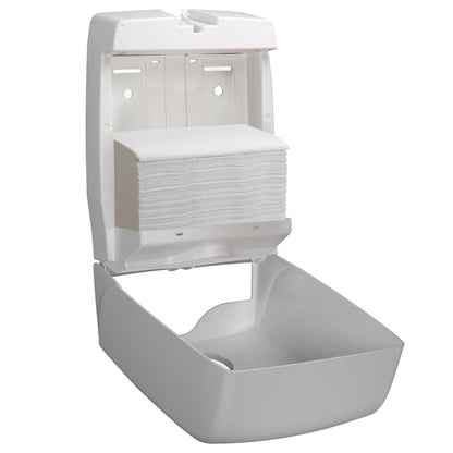 Ένας λευκός διανομέας Scott® Control™ Interfold Χαρτοπετσέτες της Kimberly-Clark GmbH είναι ανοιχτός και δείχνει τακτοποιημένα διατεταγμένες, έτοιμες προς χρήση χαρτοπετσέτες. Το επάνω κάλυμμα ανασηκώνεται και αποκαλύπτει 15 πακέτα με 304 φύλλα για αποτελεσματικό στέγνωμα χεριών.