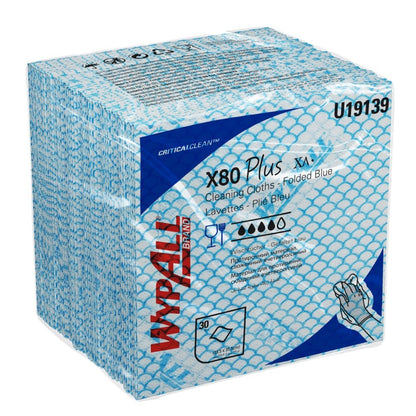 Ένα κουτί με WypAll® X80 Plus Critical Clean, μπλε τετράδιπλα πανιά καθαρισμού (8 σακούλες x 30 φύλλα) από την Kimberly-Clark GmbH - με branding, λεπτομέρειες και σύμβολα για την απορροφητικότητα - ιδανικό για κρίσιμα περιβάλλοντα.