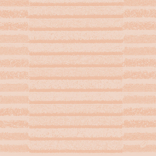 Ein nahtloses Muster aus unregelmäßigen horizontalen Streifen in Pfirsich und Altrosa, das an die strukturierte Optik der Bio-Dunisoft Serviette 40x40 cm, Tessuto Altrosa von Duni GmbH erinnert. Die Streifen variieren in Dicke und Dichte und sorgen für einen eleganten Tischdekor-Effekt.