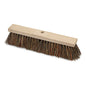 Η επαγγελματική βούρτσα δρόμου Nölle Profi Brush Piassava 50 cm με ξύλινη λαβή από την Nölle Profi Brush Bürsten- & Pinseltechnik e.K. είναι ιδανική για εξωτερικούς χώρους με τις πυκνές καφέ-μαύρες τρίχες της και την τρύπα για εύκολη στερέωση.