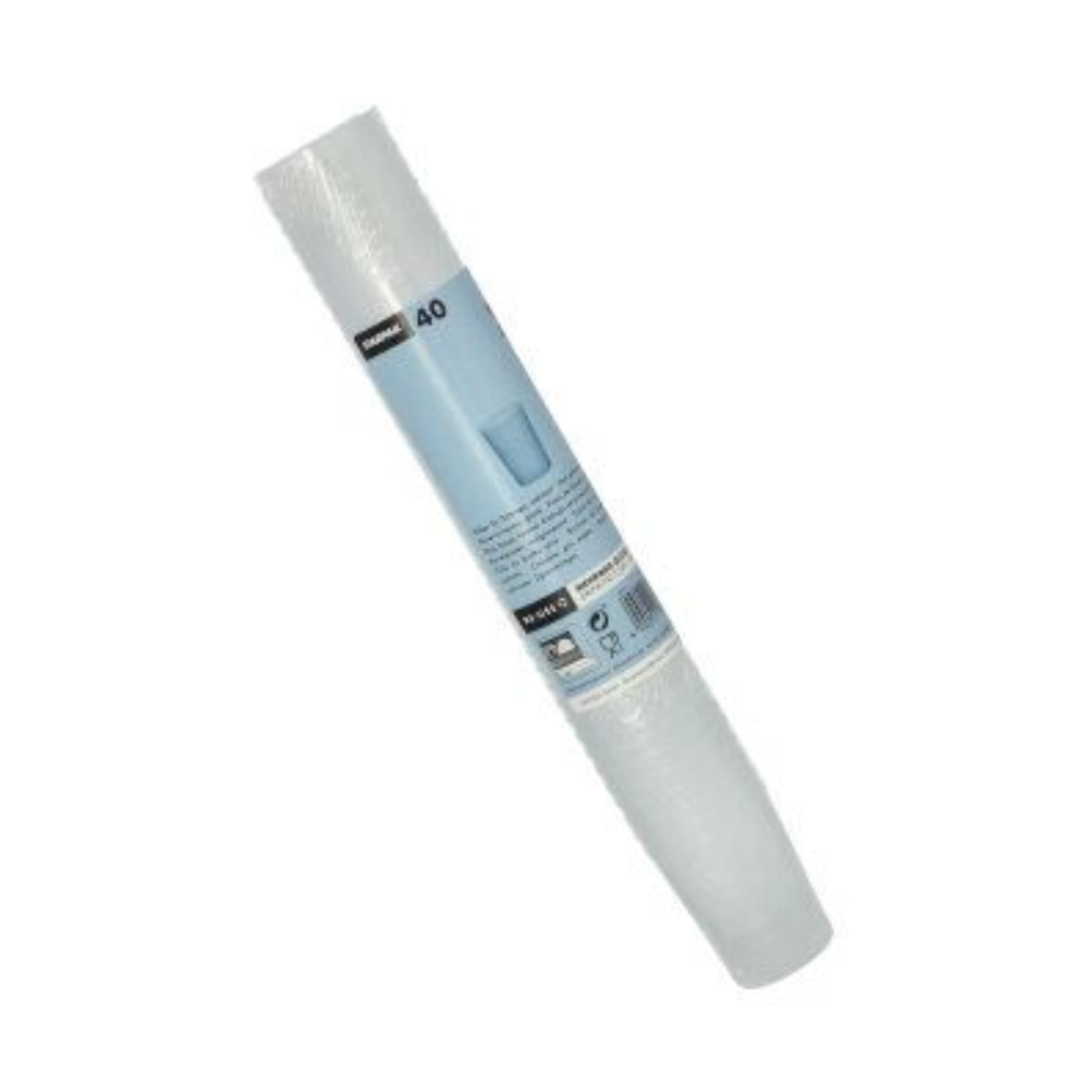 Μια κυλινδρική συσκευασία με ποτηράκια πολλαπλών χρήσεων Starpak, εφοδιασμένη με μια ετικέτα με κείμενο και εικόνες, συμπεριλαμβανομένου ενός μπλε σχεδίου φλιτζανιού. Είναι τοποθετημένη κάθετα σε ένα απλό λευκό φόντο. Η συσκευασία περιέχει 40 κομμάτια άθραυστα σατινέ ποτήρια 4 cl PP.