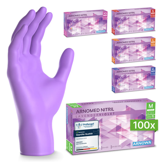 Ein großer ARNOMED NITRIL LAVENDER VIOLET Handschuh der ARNOWA GmbH steht aufrecht neben fünf farbcodierten, puderfreien Schachteln (XS-XL, 100 Handschuhe/Schachtel) von ARNOMED medizinische Handschuhe.