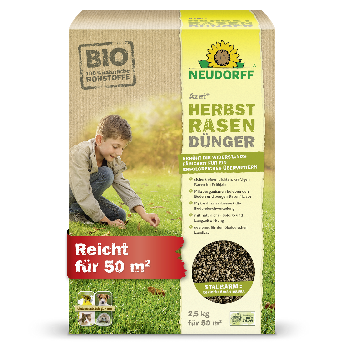 Eine 2,5 kg-Packung Neudorff Shop Azet HerbstRasenDünger ist in einer beige-grünen Verpackung abgebildet, die ein Kind beim Düngen des Rasens zeigt. Dieser organische Dünger reicht für 50 m² und weist auf dem Etikett auf seine natürlichen Inhaltsstoffe hin.