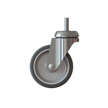 Το TASKI Trolley Rad 100mm από την Diversey Deutschland GmbH & Co. OHG είναι ένας περιστρεφόμενος τροχός με μεταλλικό στήριγμα και λαστιχένιο ελαστικό, για TASKI Trolleys (συσκευασία 1 τεμαχίου), απεικονισμένος σε λευκό φόντο.