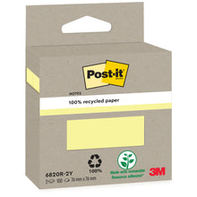 Eine Kartonschachtel mit Post-it® Recycling Notes (76 mm x 76 mm, 100% PEFC, 2 Blöcke à 100 Blatt) der 3M Deutschland GmbH ist mit Recycling-Symbolen und dem 3M-Logo in der rechten unteren Ecke versehen.