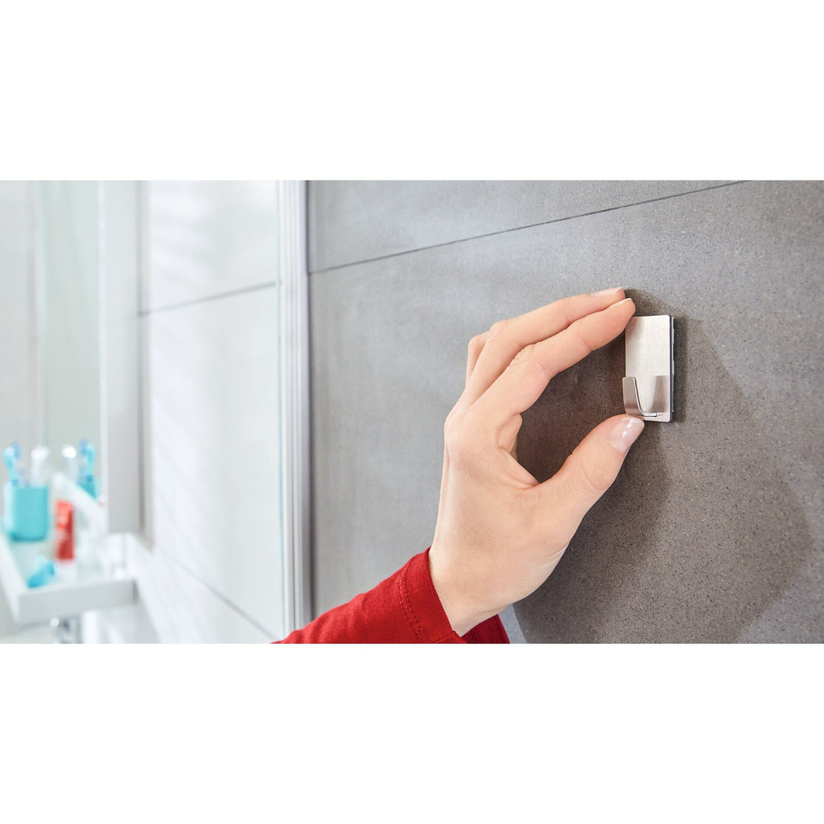 tesa Powerstrips Haken Waterproof S Metall Eckig, weiß – Anwendung