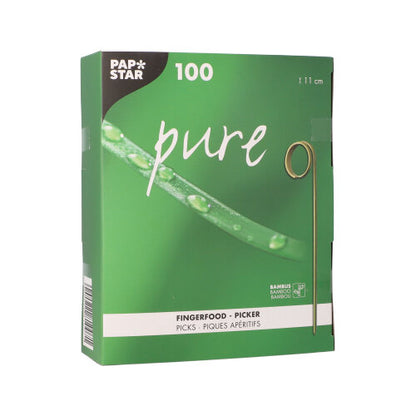 Eine grüne Box der PAPSTAR GmbH mit der Aufschrift „pure“ enthält 100 Fingerfood-Picker (11 cm) – perfekt für Partys. Auf der Verpackung sind ein Bambusspieß und die Nahaufnahme eines grünen, taufrischen Stiels abgebildet.
