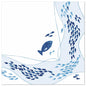 Eine stilisierte Illustration von kleinen und großen blauen Fischen auf Weiß ziert die PAPSTAR 50 Servietten "ROYAL Collection" 1/4-Falz 40 x 40 cm Design by PAPSTAR GmbH.