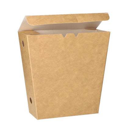 Μια PAPSTAR χοάνη τηγανιτών πατάτας "καθαρή" σε καφέ με καπάκι, από φιλικό προς το περιβάλλον χαρτόνι, μερικώς ανοιγμένη και από μπροστά σε λευκό φόντο. Συσκευασία με 50 τεμάχια από την PAPSTAR GmbH.