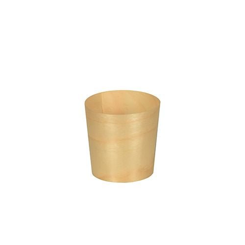 Τα PAPSTAR ξύλινα μπολ Fingerfood "pure", στρογγυλά, Ø 4,5 cm (12 κομμάτια) της PAPSTAR GmbH είναι μικρά, στρογγυλά ξύλινα μπολ που είναι ιδανικά για το σερβίρισμα fingerfood και αναβαθμίζουν φιλικά προς το περιβάλλον κάθε στρωμένο τραπέζι. Απεικονίζονται σε ένα απλό λευκό φόντο.