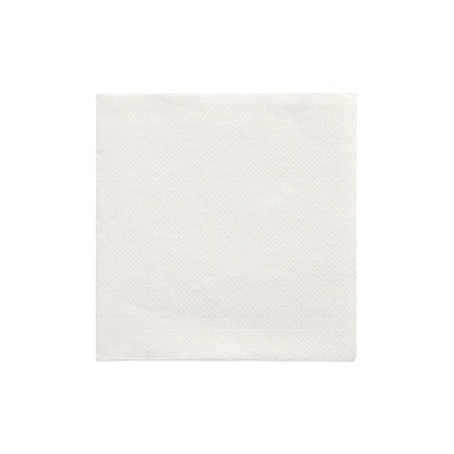 Μια PAPSTAR πετσέτα 1/4-πτυχή (24x24 cm, λευκή, "DAILY Collection", 20 κομμάτια) της PAPSTAR GmbH είναι στο κέντρο λευκής επιφάνειας, αχρησιμοποίητη με διακριτική υφή και ακόμη τυλιγμένη σε μεμβράνη για φρεσκάδα.