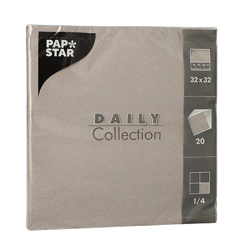Οι 20 χαρτοπετσέτες "DAILY Collection" (32x32 cm, 1/4-πτυχή) της PAPSTAR GmbH έρχονται σε κομψή ανοιχτό καφέ συσκευασία με ασημένιο και λευκό κείμενο, τέλειες για κομψή διακόσμηση τραπεζιού.