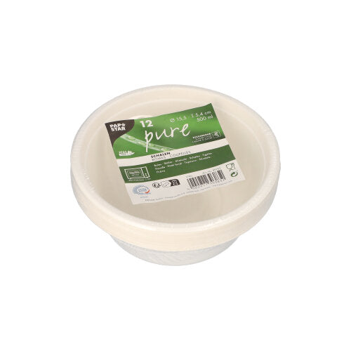 Ένας σωρός από 12 PAPSTAR μπολ, ζαχαροκάλαμο "καθαρό" της PAPSTAR GmbH σε συσκευασία με πράσινη ετικέτα. Κάθε φιλικό προς το περιβάλλον μπολ μιας χρήσης χωράει 500 ml και αποτελείται από βιοδιασπώμενο υλικό.