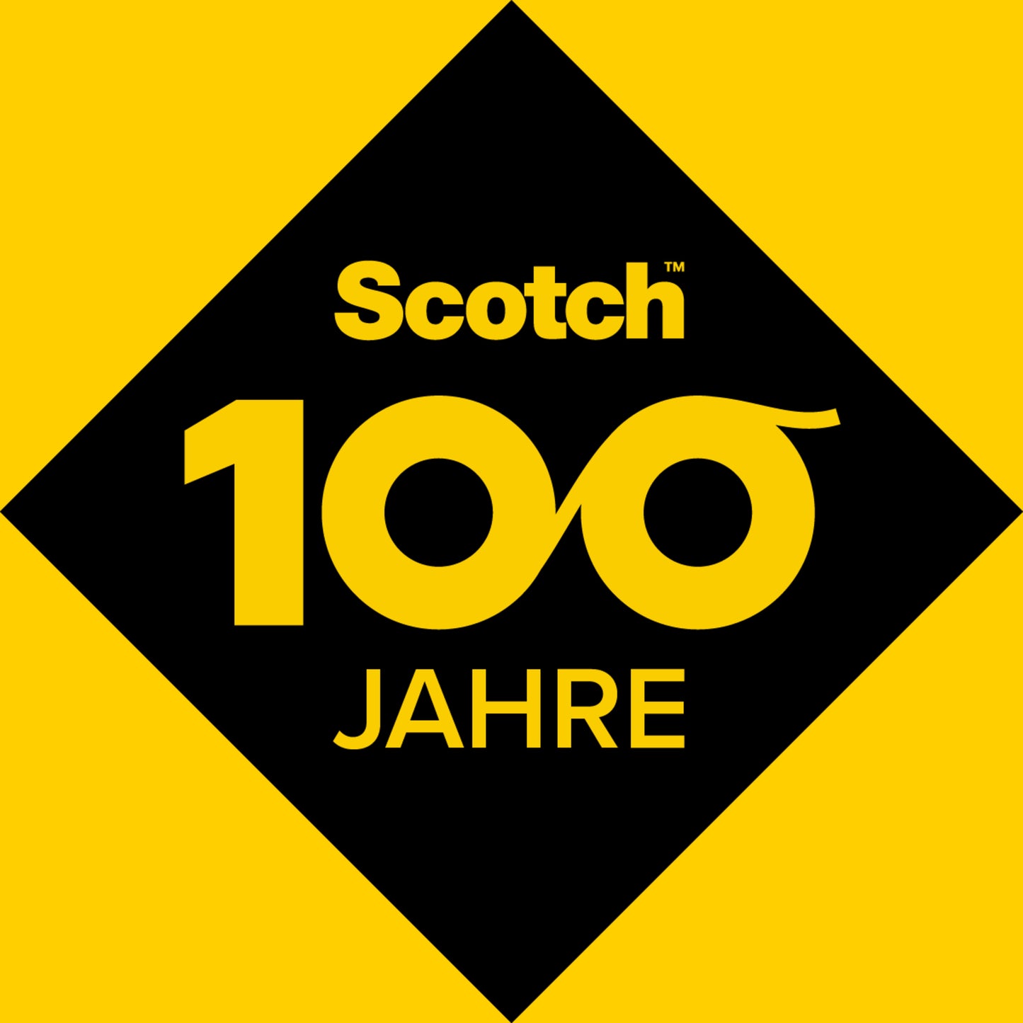 Eine schwarze Raute auf Gelb zeigt das Scotch™-Logo und "100 JAHRE", mit den Nullen als Unendlichkeitssymbol, und feiert die Scotch™ DECO Schere (16,5 cm) der 3M Deutschland GmbH in Grün, Blau oder Pink - 1 pro Packung.