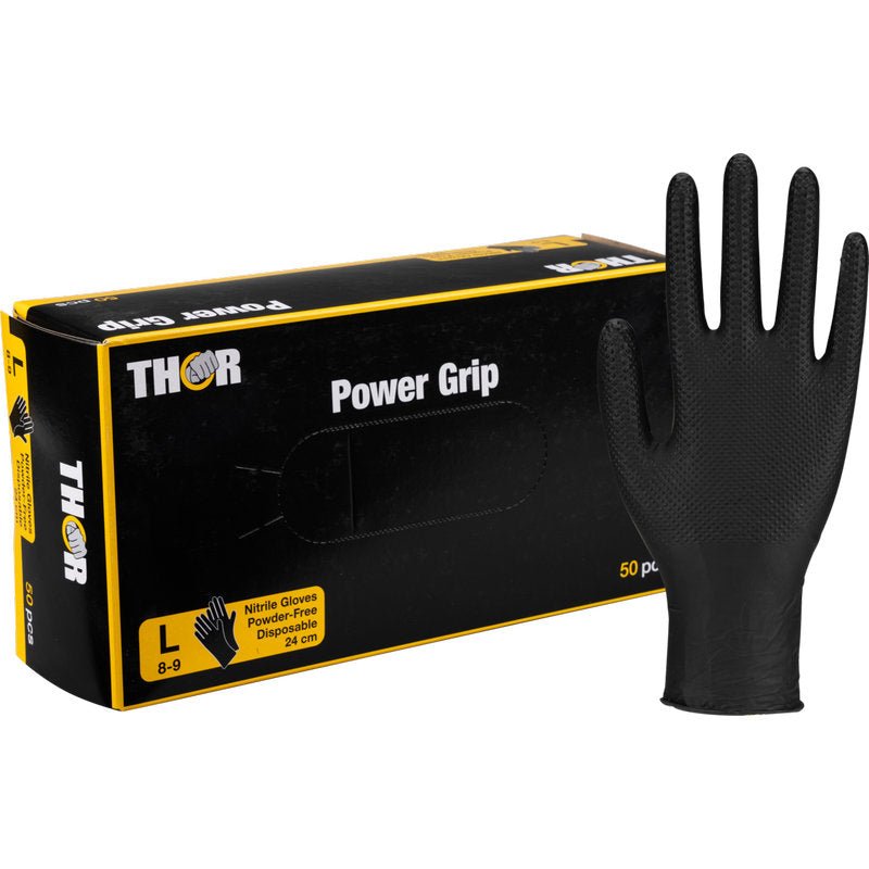 Ένα κουτί Thor Power Grip, Schwarz από την Abena Re-Seller GmbH (μεγάλα, χωρίς πούδρα, μαύρα γάντια νιτριλίου) με ένα γάντι όρθιο. Η συσκευασία δείχνει 50 γάντια μιας χρήσης - ιδανικά για προπόνηση δύναμης ή άρση βαρών.