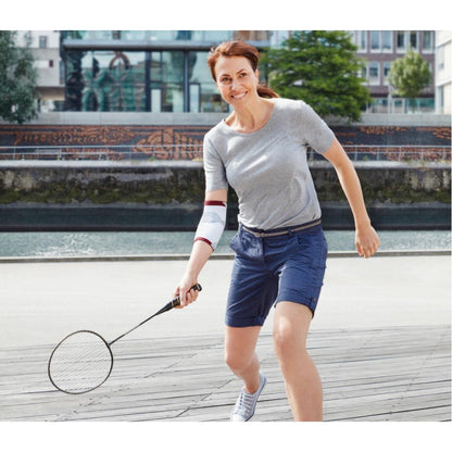 Actimove EpiMotion, επίδεσμος αγκώνα, λευκό/γκρι/κόκκινο – σε χρήση