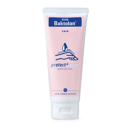 Ένας σωλήνας BODE Baktolan® protect+ pure Creme της Paul Hartmann AG με ροζ ετικέτα και μπλε κείμενο, με το λογότυπο της μάρκας και την ονομασία «αναγεννητική φροντίδα wo/w γαλάκτωμα» από την B.
