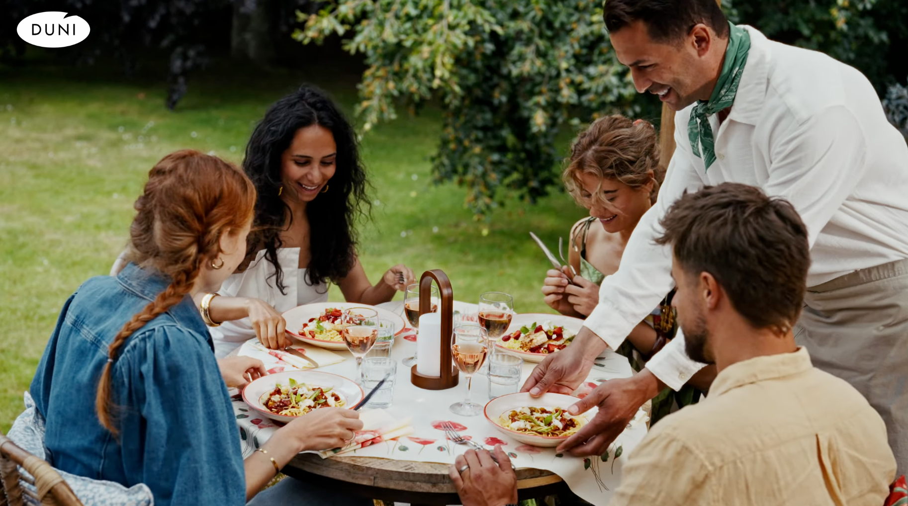 Φόρτωση βίντεο: 