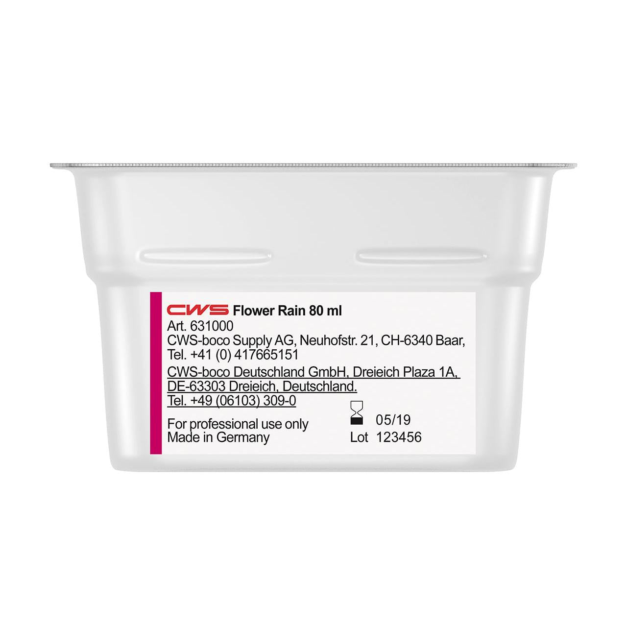 Ένα ορθογώνιο άρωμα χώρου 80 ml CWS ParadiseLine για διανομέα αρώματος Paradise Air Bar με την επιγραφή "CWS Flower Rain" με πληροφορίες προϊόντος, εταιρείας και επικοινωνίας καθώς και οδηγίες χρήσης. Κατασκευάζεται στη Γερμανία. Ισχύει: 05/19. Παρτίδα: 123456. Ιδανικό ως άρωμα χώρου.