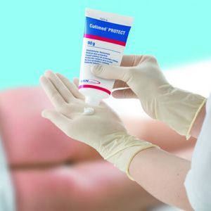 Cutimed PROTECT, Ιατρική προστασία του δέρματος, Κρέμα – σε χρήση