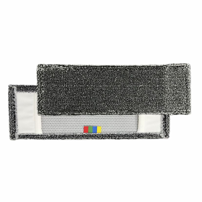Ένας ορθογώνιος γκρι Arcora Excellent Scrub-Igel 2.0 Fc-Mop της Arcora International GmbH είναι εκτεθειμένος: Ένα pad με ένα λευκό δίχτυ στη μέση και τέσσερα χρωματικά κωδικοποιημένα τετράγωνα βρίσκεται επίπεδο, ενώ ένα άλλο βρίσκεται εν μέρει πάνω του.