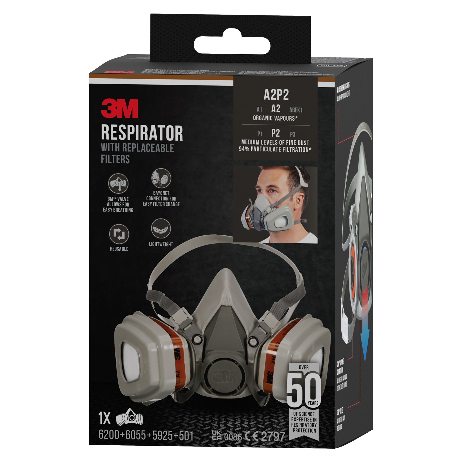 Die Verpackung der 3M™ Atemschutzmaske 6002KIT-1 (1x6200, 2x6055, 2x5925, 2x501) von 3M Deutschland GmbH zeigt die wiederverwendbare Maske mit austauschbaren Filtern und enthält Anwendungsbilder und wichtige Details zur A2P2-Filtration organischer Dämpfe.